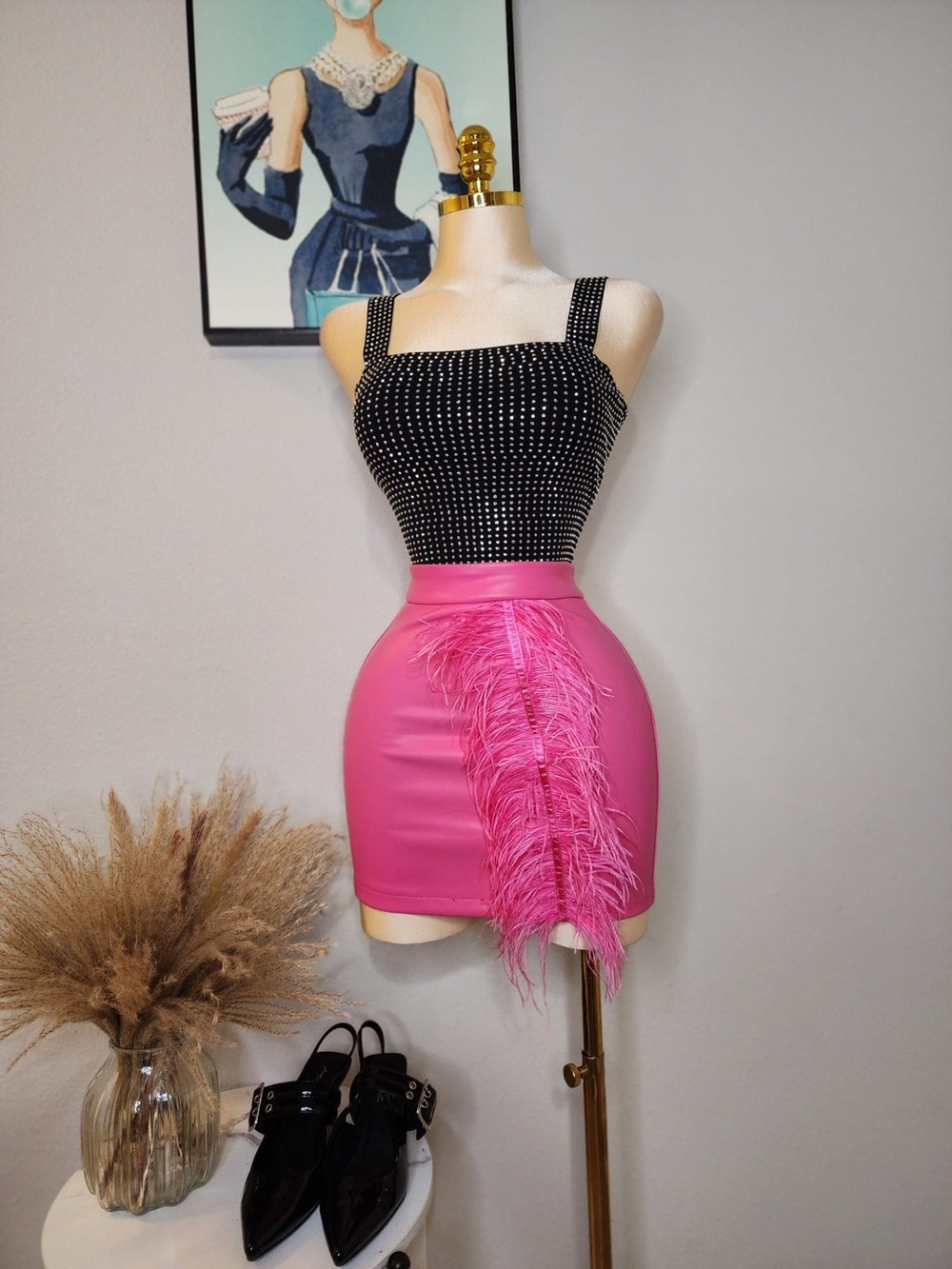 ✨ NEW Hot Pink Faux Leather Feather Mini Skirt